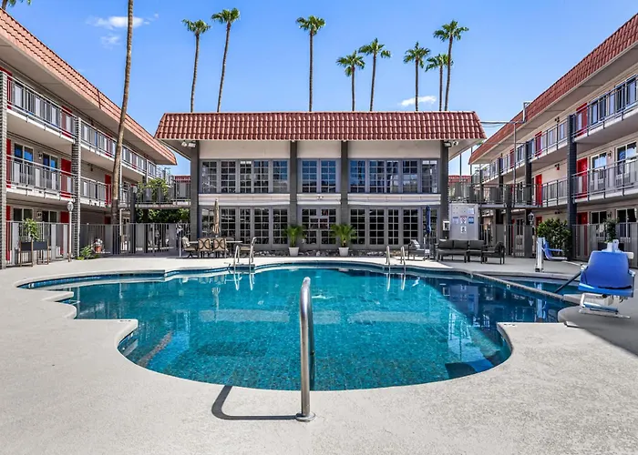 Holiday home Beautiful Retreat 1 King Bed At Oasis Pool & Clubhouse *